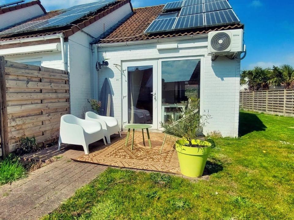 Salty - Vakantiehuisje Op De Grens Van Bredene-De Haan Экстерьер фото
